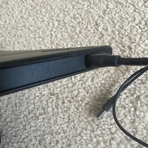 Wacom Intuos Small Graphics Drawing Tablet - Picture 5 of 6